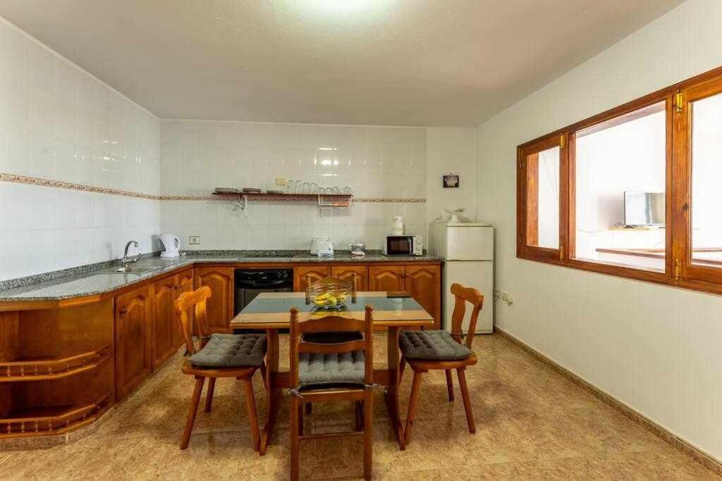 Ferienwohnung Marea Alta La Santa Exterior foto